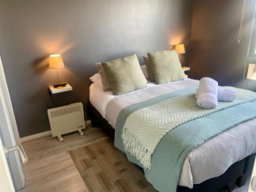 R&B Apartments